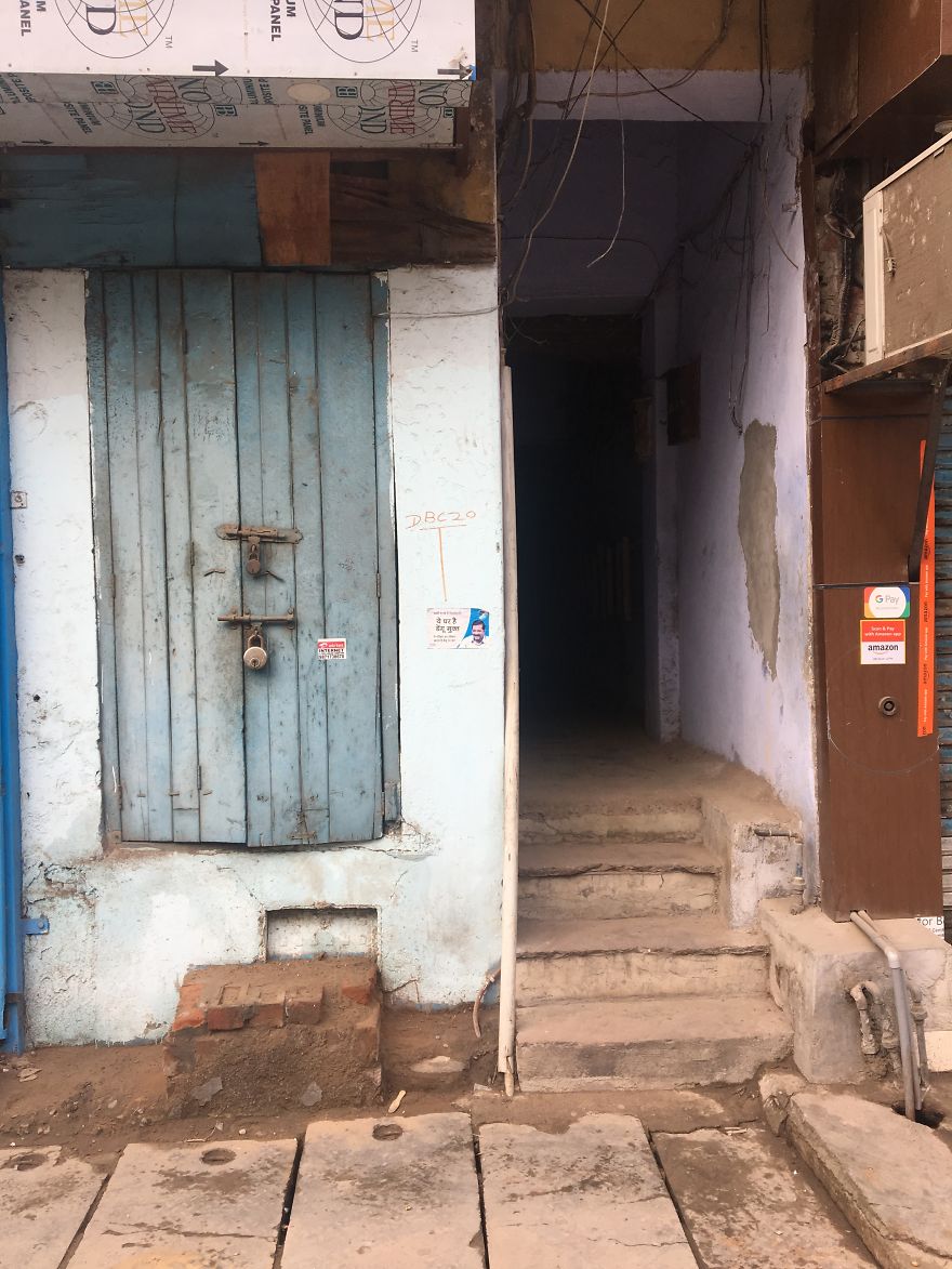 Colorful India Through Random Doors In My Solo Trip Recently