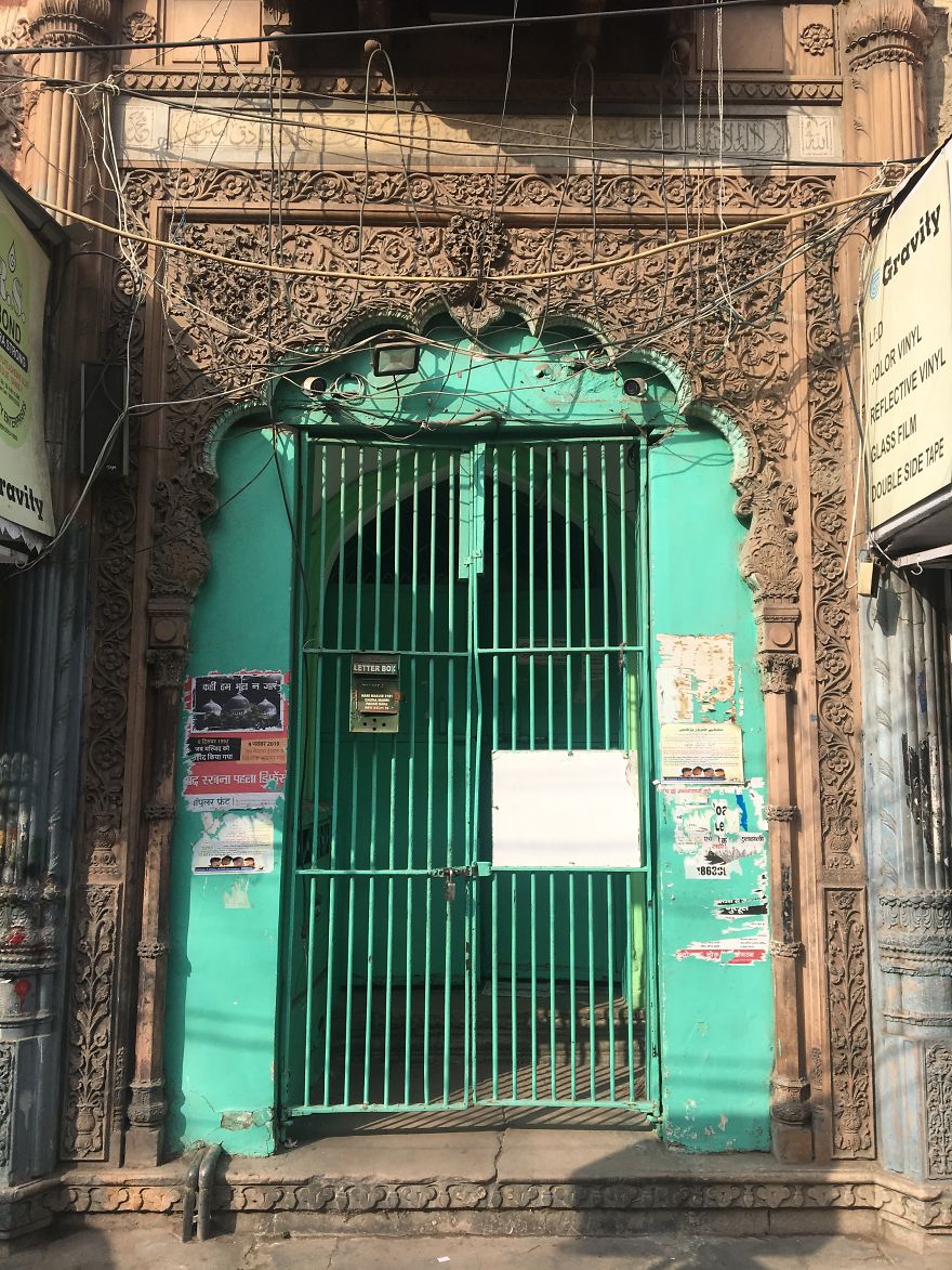 Colorful India Through Random Doors In My Solo Trip Recently