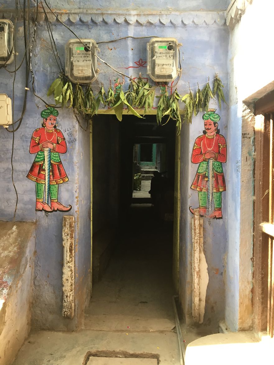 Colorful India Through Random Doors In My Solo Trip Recently
