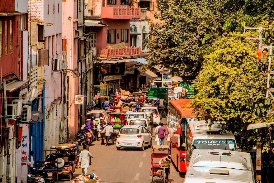 12 Pictures Of Traffic In India That Might Make You Rethink Your Traffic Problems