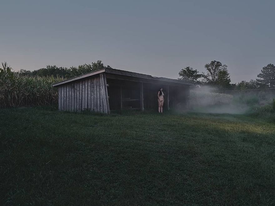 Photographer Tells Haunting Stories With His Cinematic Night-Time Photos