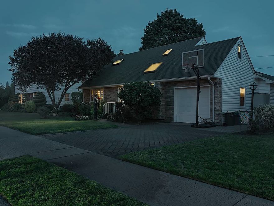 Photographer Tells Haunting Stories With His Cinematic Night-Time Photos