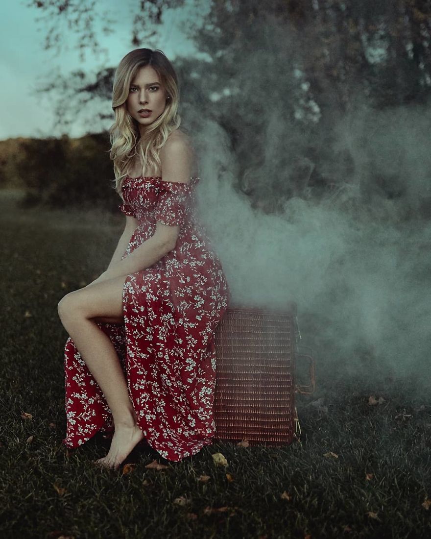 Photographer Tells Haunting Stories With His Cinematic Night-Time Photos