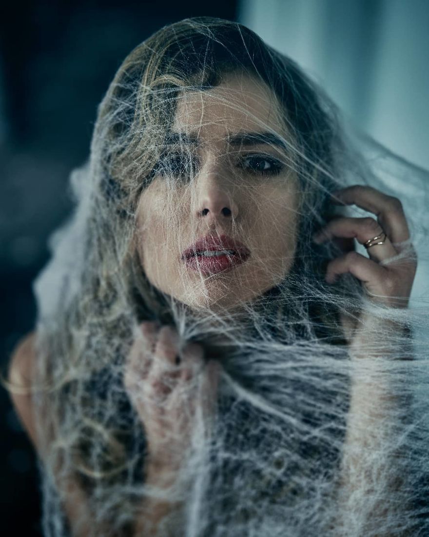 Photographer Tells Haunting Stories With His Cinematic Night-Time Photos