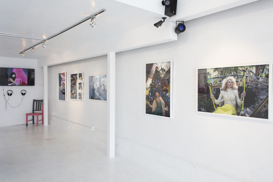 We Created An Artistic Satire About Selfies