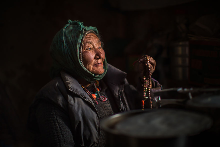 Why Cashmere Is So Expensive Why Cashmere Is So Expensive