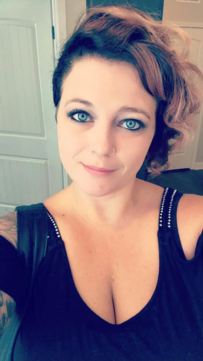 After Recovering From Heroin Addiction This Woman Finds The Only Nurse Who Was Kind To Her To Thank Him After Recovering From Heroin Addiction This Woman Finds The Only Nurse Who Was Kind To Her To Thank Him