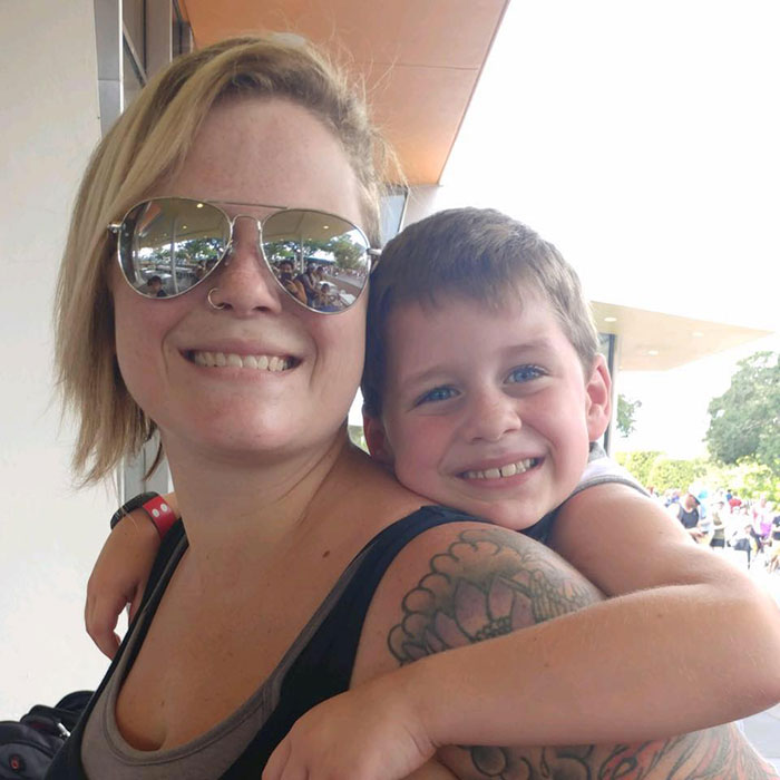 After Recovering From Heroin Addiction This Woman Finds The Only Nurse Who Was Kind To Her To Thank Him After Recovering From Heroin Addiction This Woman Finds The Only Nurse Who Was Kind To Her To Thank Him