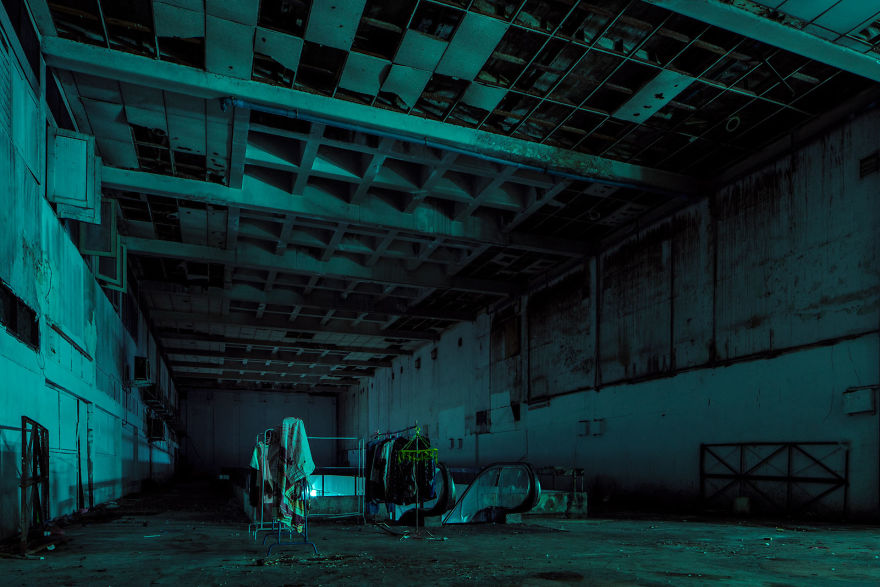 Bangkok Phosphors / Abandoned Shopping Mall