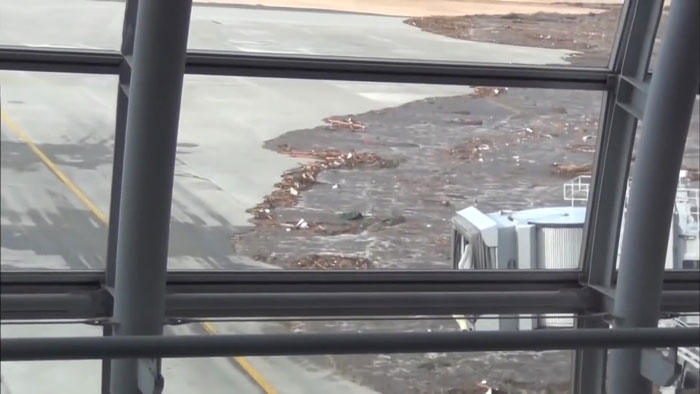 A Video Surfaced Of The 9.0 Earthquake And Tsunami That Hit Japan In 2011 And It’s Terrifying To Watch A Video Surfaced Of The 9.0 Earthquake And Tsunami That Hit Japan In 2011 And It’s Terrifying To Watch