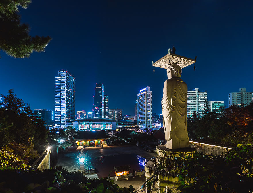 We Live In An Old Military Truck And Travel The World To Show Our Son The Beauty Of Our Planet (New Pics) We Live In An Old Military Truck And Travel The World To Show Our Son The Beauty Of Our Planet (New Pics)