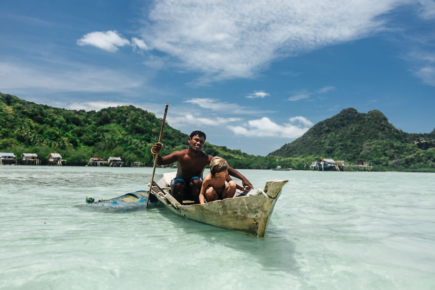 We Live In An Old Military Truck And Travel The World To Show Our Son The Beauty Of Our Planet (New Pics) We Live In An Old Military Truck And Travel The World To Show Our Son The Beauty Of Our Planet (New Pics)
