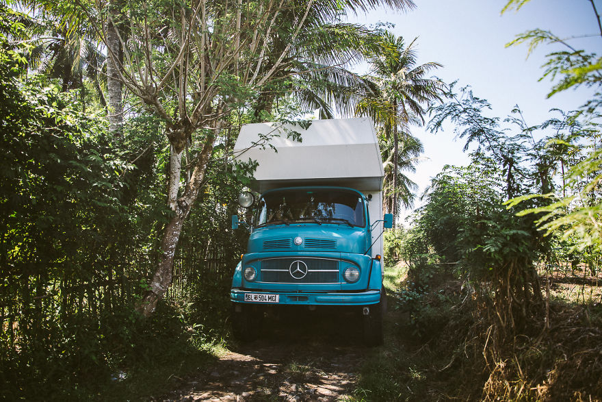 We Live In An Old Military Truck And Travel The World To Show Our Son The Beauty Of Our Planet (New Pics) We Live In An Old Military Truck And Travel The World To Show Our Son The Beauty Of Our Planet (New Pics)