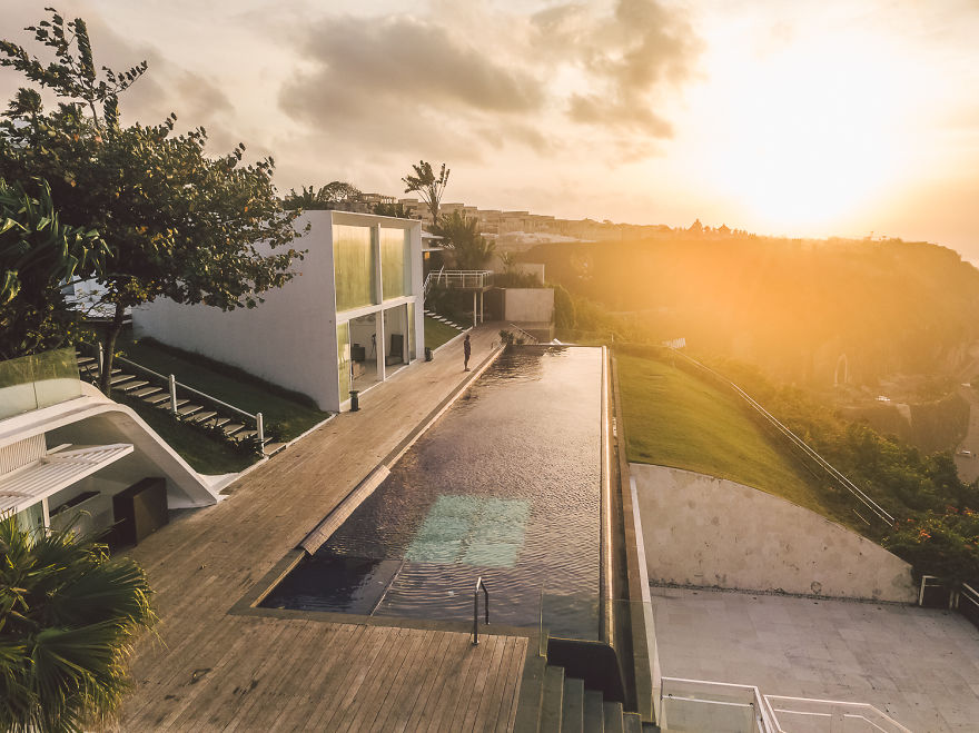 We Live In An Old Military Truck And Travel The World To Show Our Son The Beauty Of Our Planet (New Pics) We Live In An Old Military Truck And Travel The World To Show Our Son The Beauty Of Our Planet (New Pics)