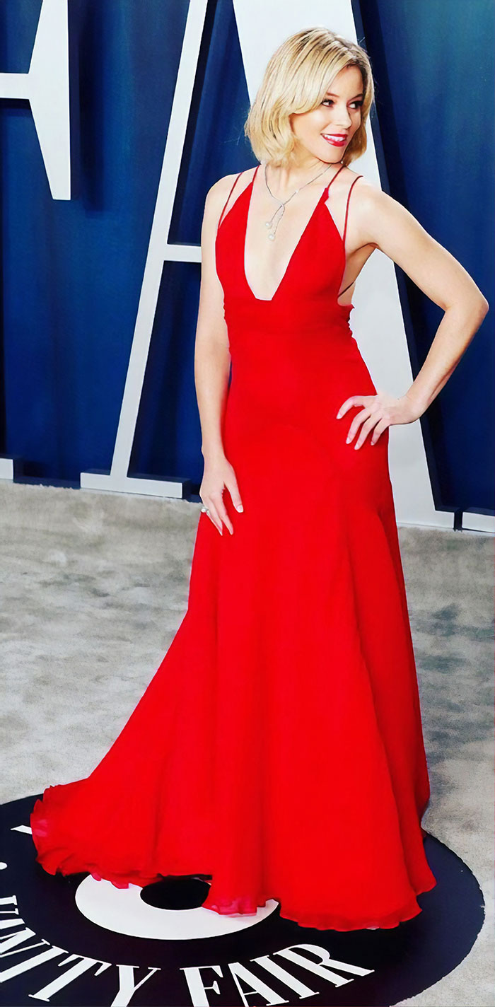 These 4 Celebrities Decided To Re-Wear Their Old Oscar Gowns These 4 Celebrities Decided To Re-Wear Their Old Oscar Gowns