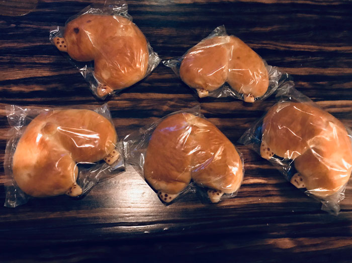 These Corgi Butt Buns Filled With Apple Jelly And Custard Are Going Viral