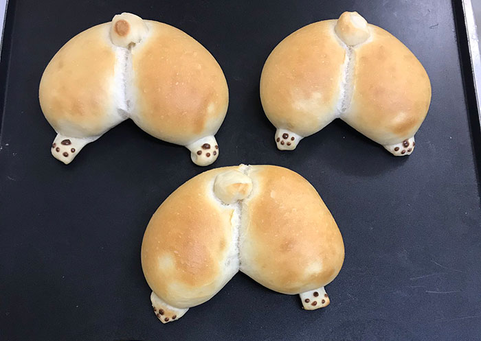 These Corgi Butt Buns Filled With Apple Jelly And Custard Are Going Viral