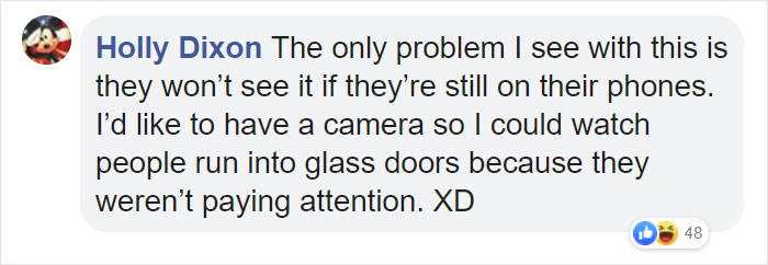 Daycare's Message Shaming Parents Over Using Their Phones When They Pick Up Kids Gets Shared Over 2M Times Daycare's Message Shaming Parents Over Using Their Phones When They Pick Up Kids Gets Shared Over 2M Times