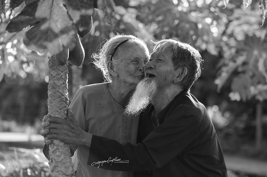 I Photographed The Love Story Of An Old Vietnamese Couple That Has Been Together Since The 30s (15 Pics)