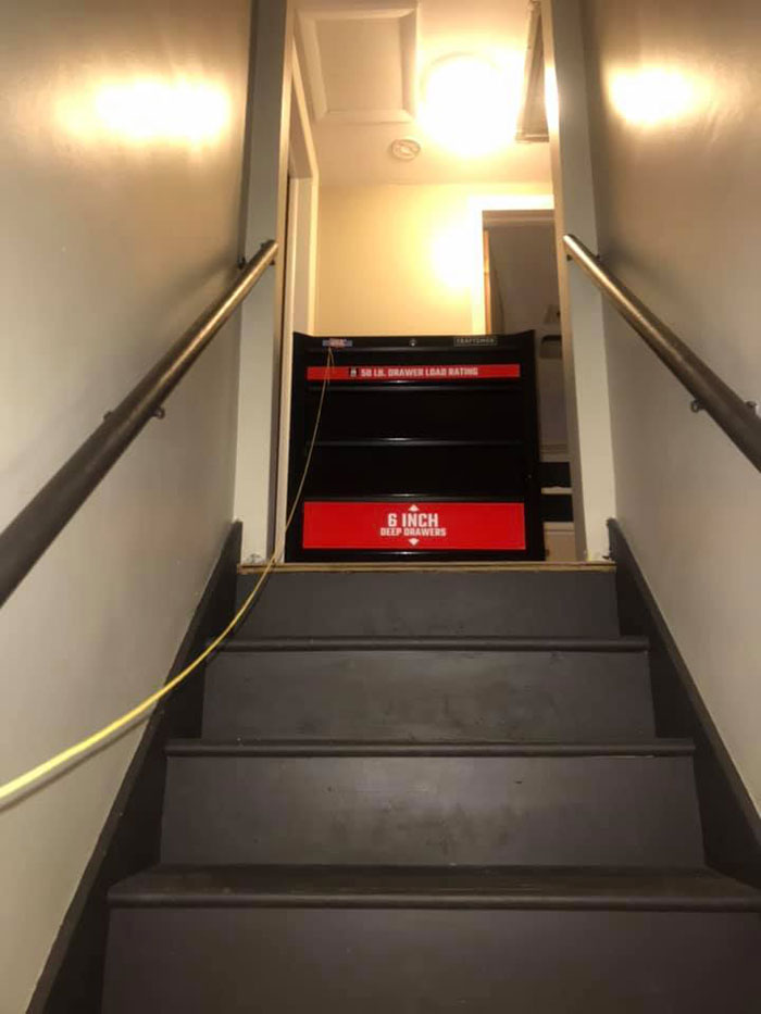 Man Puts Up 'Home Alone' Inspired Traps As Christmas Decorations