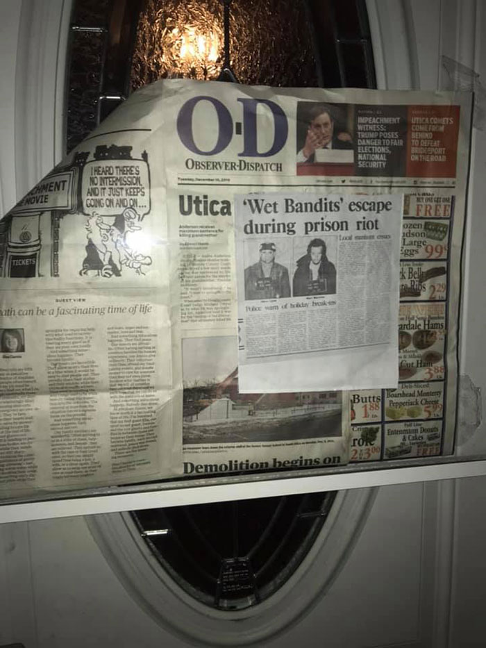 Man Puts Up 'Home Alone' Inspired Traps As Christmas Decorations