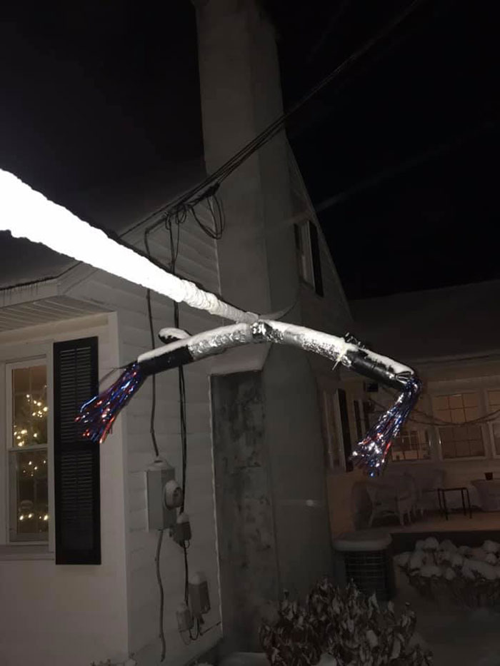 Man Puts Up 'Home Alone' Inspired Traps As Christmas Decorations