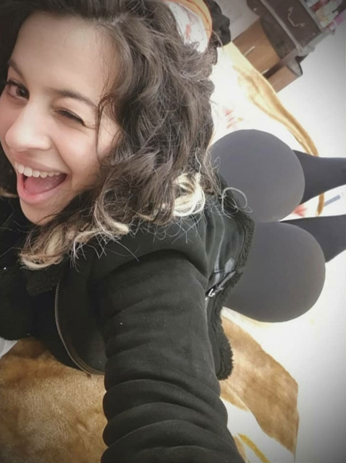 How Is This Supposed To Resemble Her Behind?! Just Looks Like 2 Balloons At This Point.