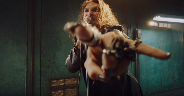 Ozzy Osbourne Casts Jason Momoa To Play Him In A New Music Video, He Delivers Ozzy Osbourne Casts Jason Momoa To Play Him In A New Music Video, He Delivers