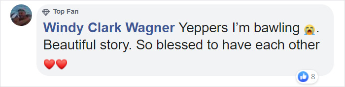 Man Interrupts A Family Photoshoot To Tell His Wife’s Daughter That He’s Adopting Her Man Interrupts A Family Photoshoot To Tell His Wife’s Daughter That He’s Adopting Her