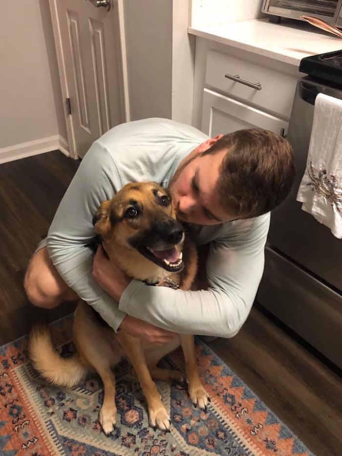 Before Getting A Dog, Make Sure You Read This Guy's Honest Post About The Struggles Of Owning One Before Getting A Dog, Make Sure You Read This Guy's Honest Post About The Struggles Of Owning One