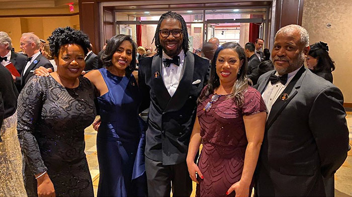 'Hair Love' Creator Knew 8 Years Ago That His Short Film Would Be Worth An Oscar 'Hair Love' Creator Knew 8 Years Ago That His Short Film Would Be Worth An Oscar