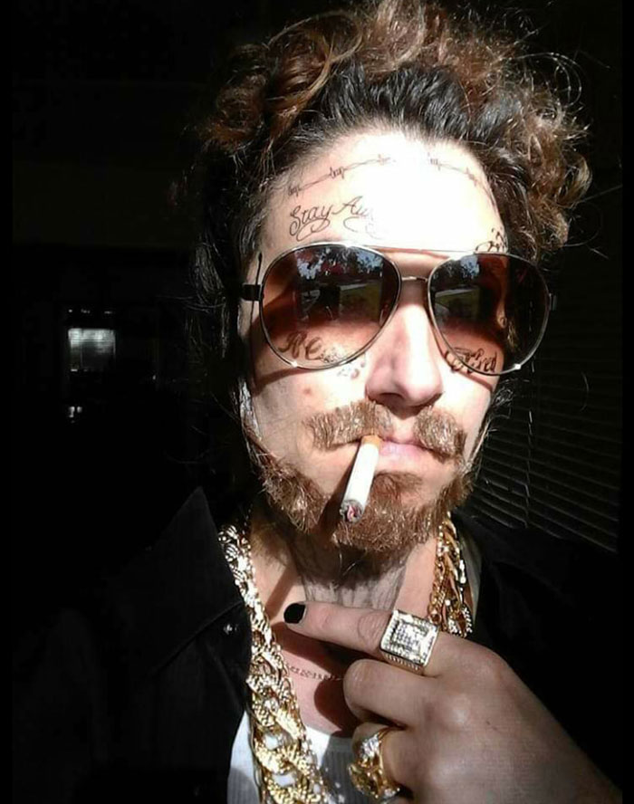 This 40-Year-Old Mom Pranks Kids By Dressing Up As Post Malone Making Everyone Think She's Their Dad