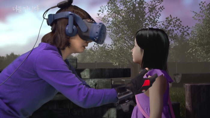 Grieving Mom Is Reunited With Her Dead 7 Y.O. Daughter Through VR