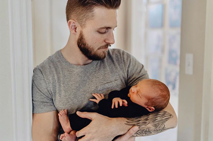 New Dad Explains How Much He Values The Sacrifices His Wife Made In A Beautiful Open Letter To His Newborn Son