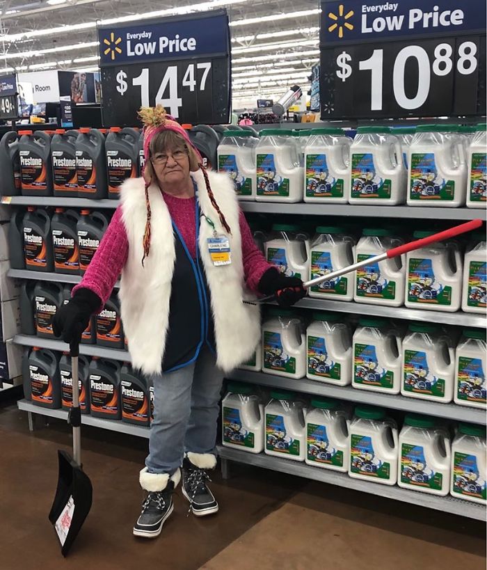 Poses-With-Products-Walmart-Employee-Charlene