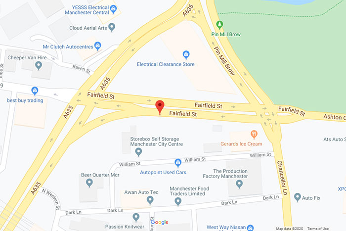 Single 30-Year-Old Man Buys A Billboard Asking Women To Date Him And The Website It Leads To Is Hilarious Single 30-Year-Old Man Buys A Billboard Asking Women To Date Him And The Website It Leads To Is Hilarious