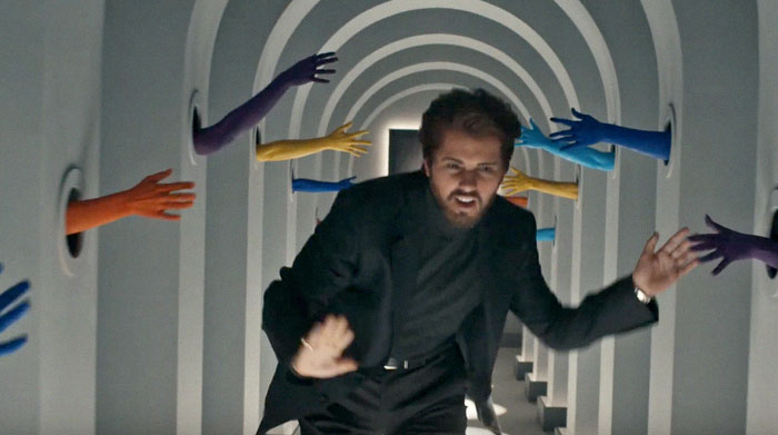 Taylor Swift Plays The Role Of An Entitled Dude For "The Man" Video, And It's Full Of Easter Eggs Taylor Swift Plays The Role Of An Entitled Dude For "The Man" Video, And It's Full Of Easter Eggs