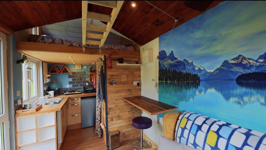 17-Year-Old Builds Tiny House For Under $8k