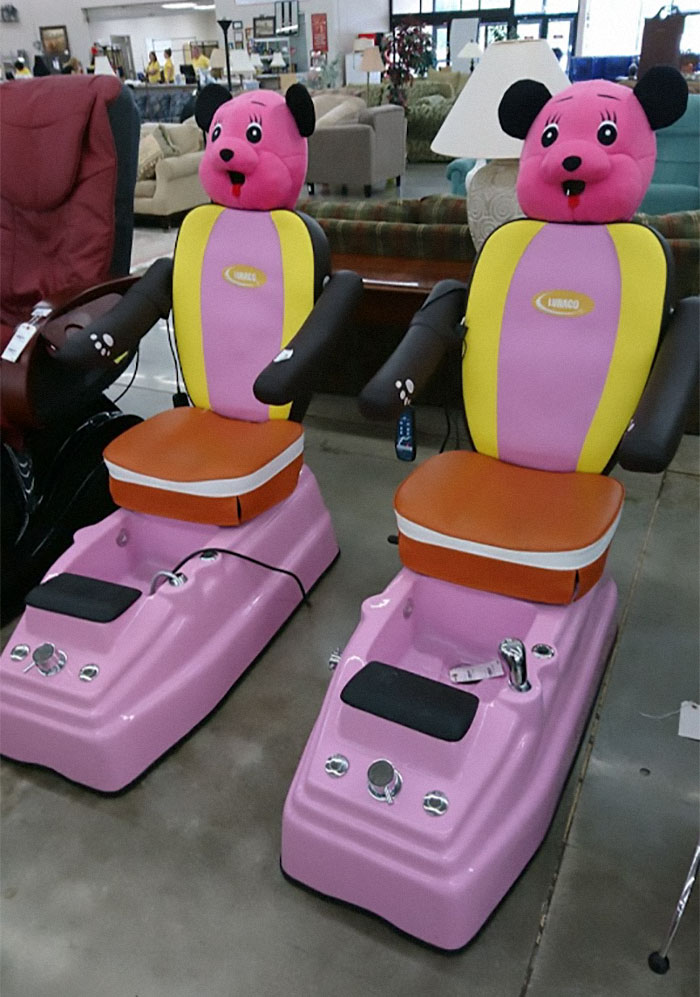 These Fuschia-And-Lemon-Colored (Yet With An Oddly Incongruous, 70's Cop Showesque Brown Vinyl Seat), Foot-Bathing (And Presumably, Hair Snuffling) Bears Did Not Come Home With Me