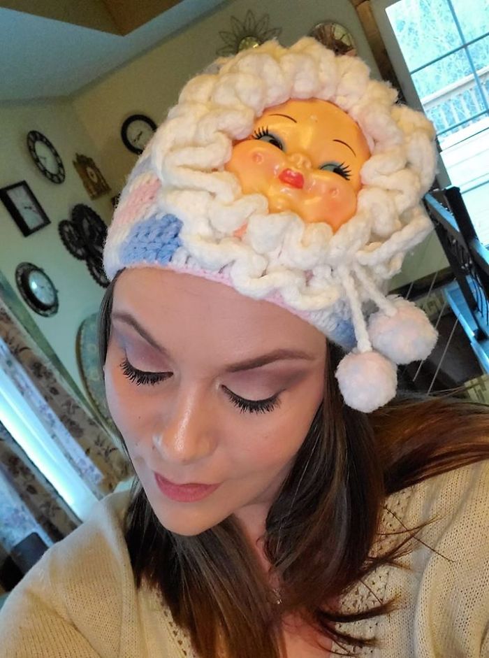 Branson West Thrift Stores Are Amazing. I Saw This Bad Ass Piece Of Pastel Perfection And I Could Hear It Calling Out To Me. "Misty, You Need Me. I'm Only A Quarter..."