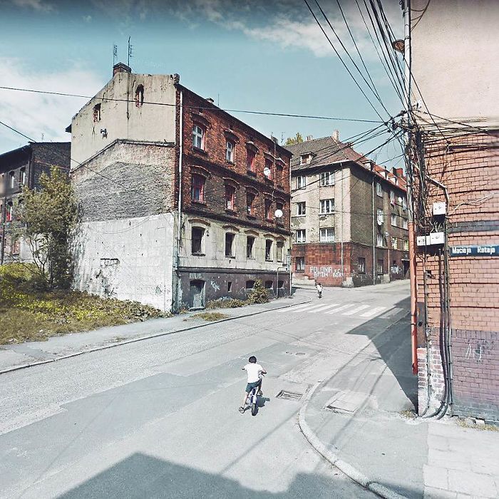 During Quarantine I Travel Around Poland Online And Find These Great Shots On Google Street View