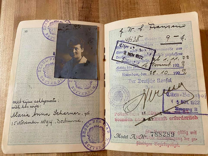 Here's What European Passports From 100 Years Ago Look Like Here's What European Passports From 100 Years Ago Look Like