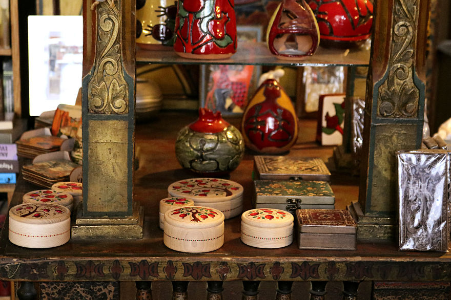 I Photographed A Bookstore That Looks Like A Hogwarts Tower Room