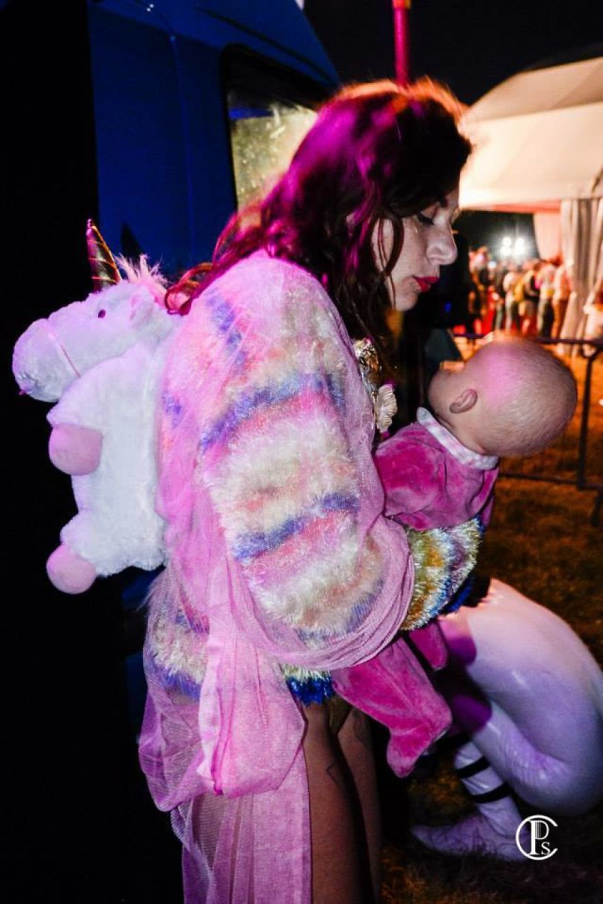 This Baby Zach Ryan Always Match Outfit With His Parents