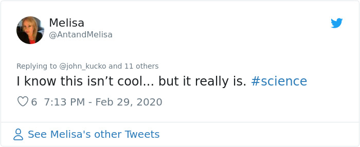 People's Homes Near Lake Erie Get Covered In Thick Ice, They Say It Looks Cool But It's A Nightmare To Live In People's Homes Near Lake Erie Get Covered In Thick Ice, They Say It Looks Cool But It's A Nightmare To Live In