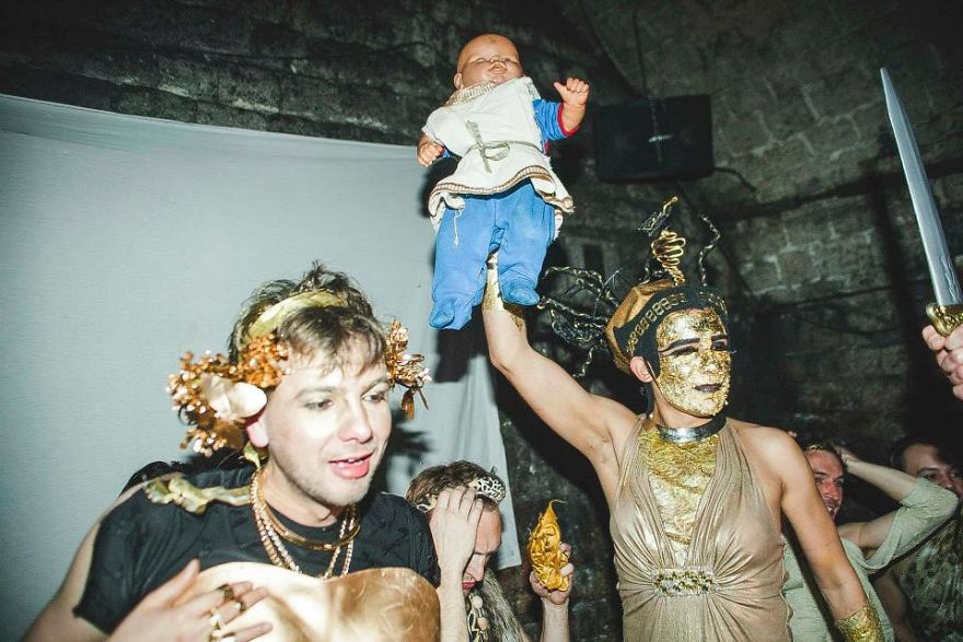 This Baby Zach Ryan Always Match Outfit With His Parents