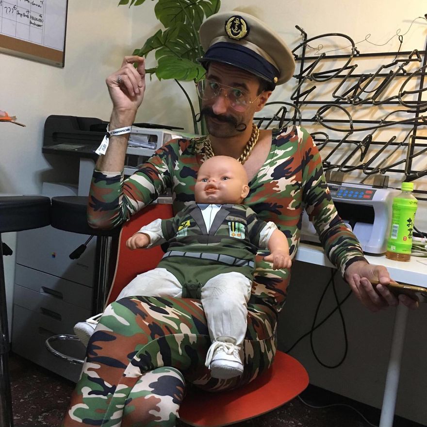 This Baby Zach Ryan Always Match Outfit With His Parents