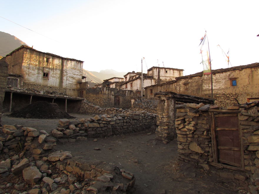 Hiking On The Roof Of The World Hiking On The Roof Of The World