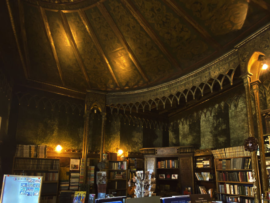 I Photographed A Bookstore That Looks Like A Hogwarts Tower Room I Photographed A Bookstore That Looks Like A Hogwarts Tower Room