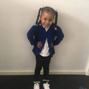 holding_kelly avatar